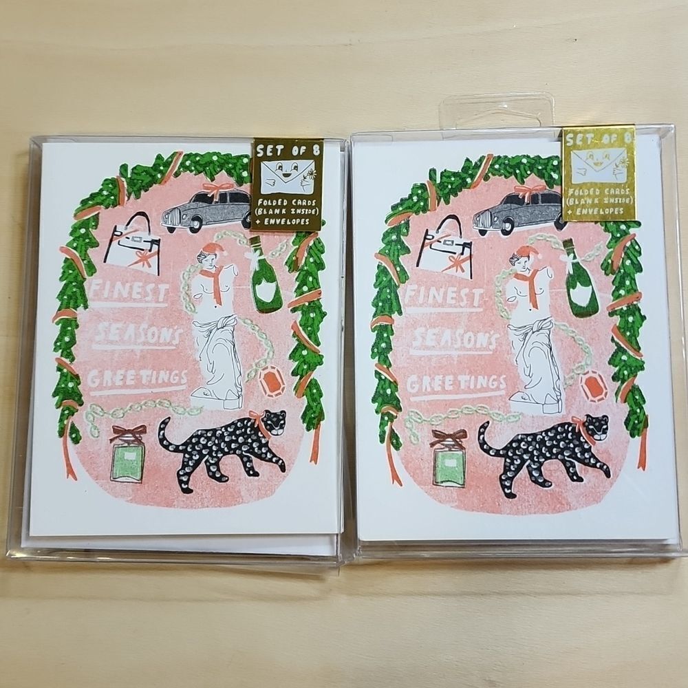 Christmas Holiday 16 Greeting Cards and Envelopes (blank inside).